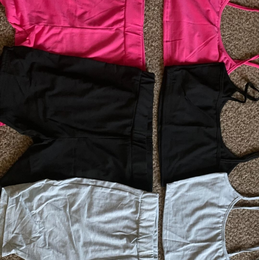 50 pieces bralette and short sets sold as lot